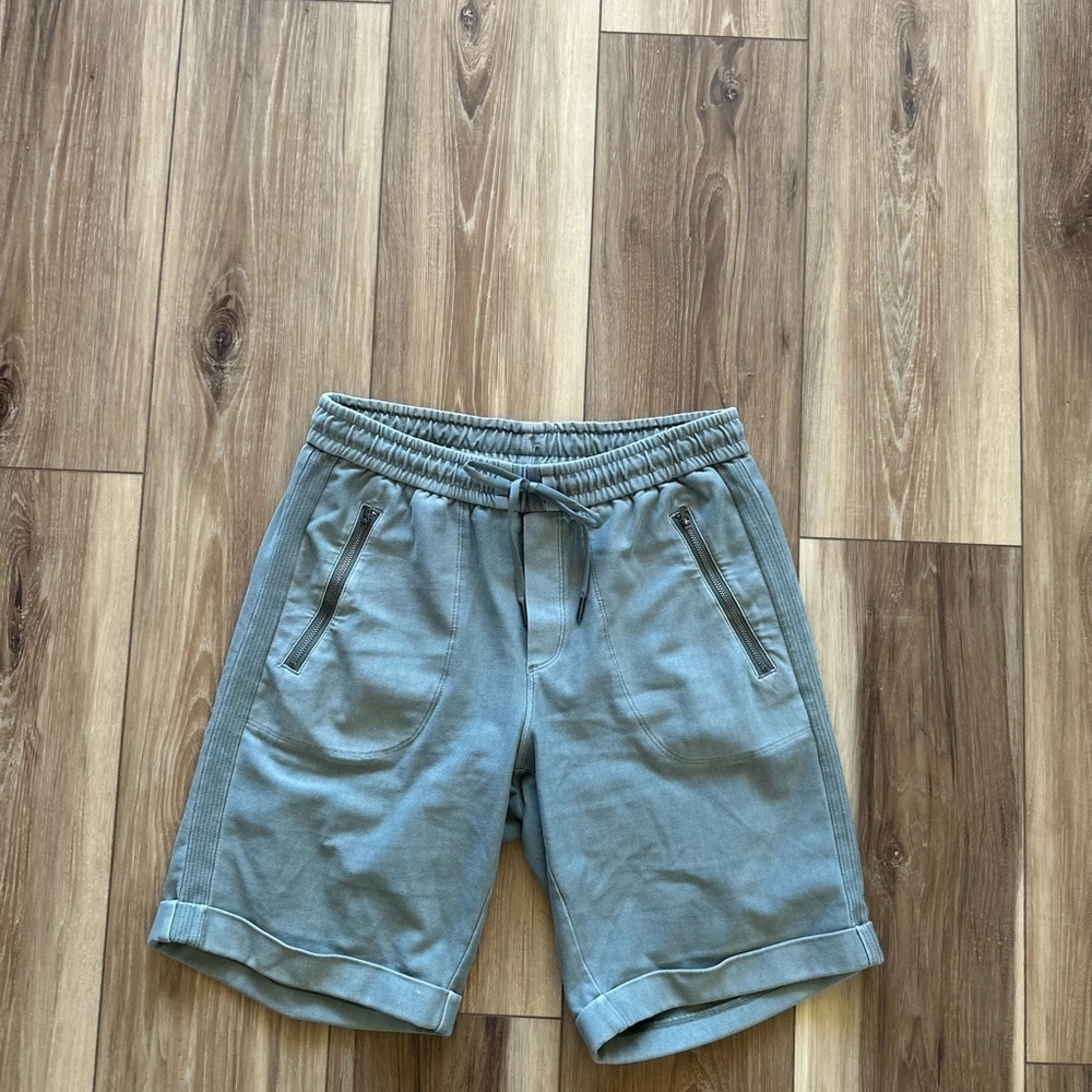Athleta women’s farallon Bermuda shorts size 4 - Picture 3 of 7